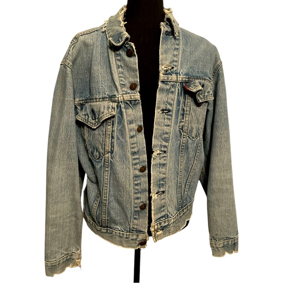 1960s vintage Levi’s jacket. Well worn and torn. Size medium.